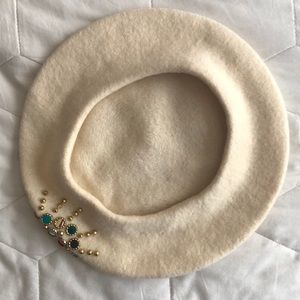 Vintage Accessories - Vintage Studded Beret Vintage Accessories - Vintage Studded Beret